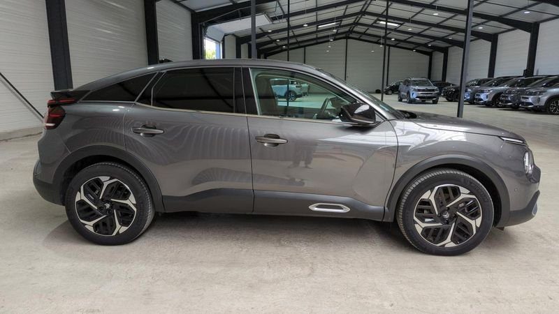 Citroën C4 Puretech 130 eat8 max + camera 360 + toit pano