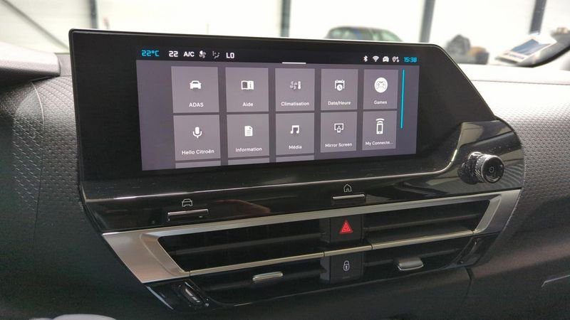 Citroën C4 Puretech 130 eat8 max + camera 360 + toit pano