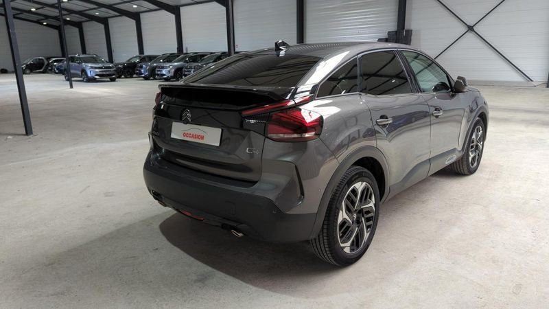 Citroën C4 Puretech 130 eat8 max + camera 360 + toit pano