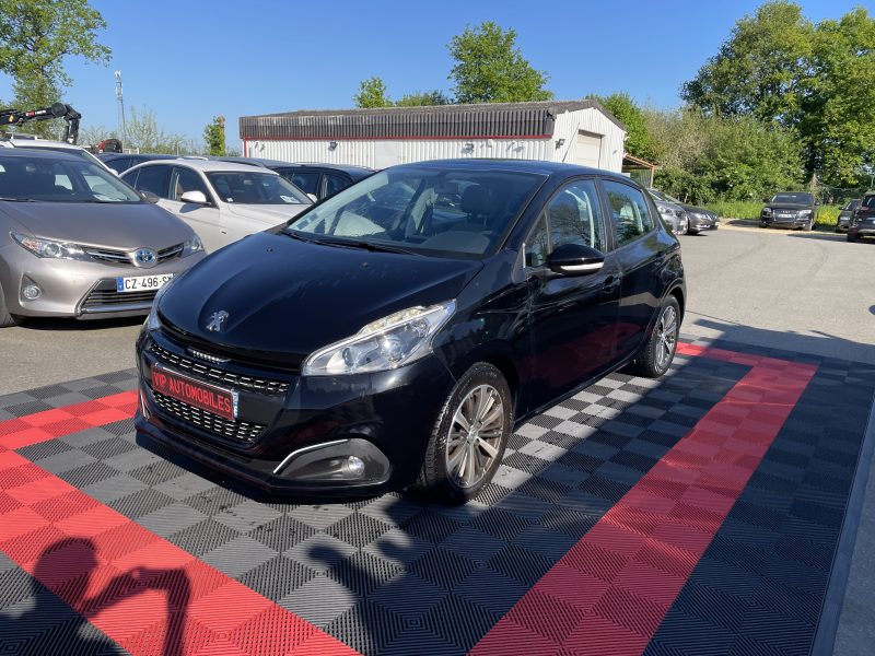 PEUGEOT 208 2017
