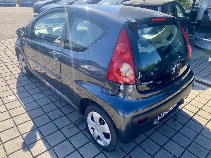PEUGEOT 107 2007 1.0 998cm3 68cv