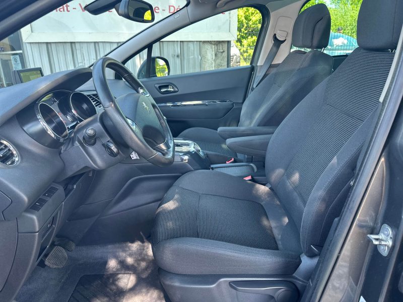 PEUGEOT 5008 2014