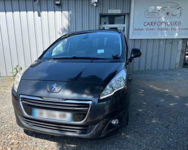 PEUGEOT 5008 2014