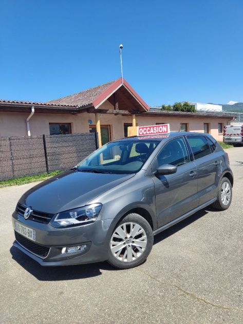 VOLKSWAGEN POLO 2014