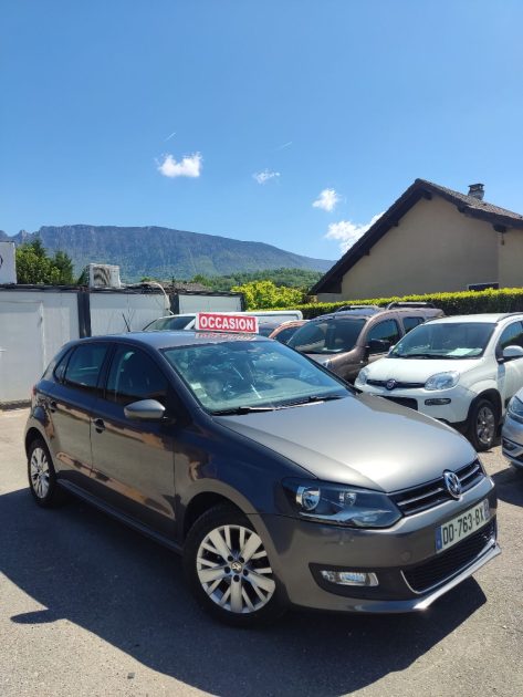 VOLKSWAGEN POLO 2014