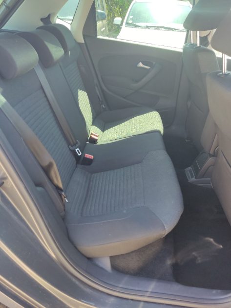 VOLKSWAGEN POLO 2014