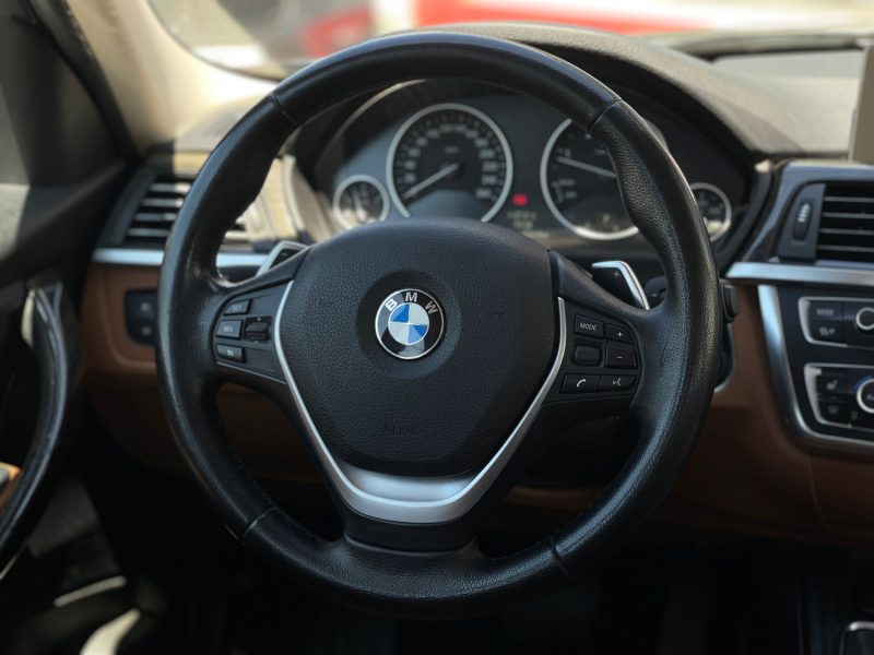 B.M.W. SERIE 3 (F30) 320D 184 LUXURY BVA8 GARANTIE 6 MOIS