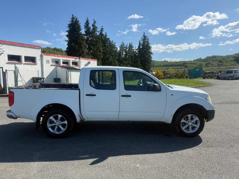 NISSAN NAVARA 2006