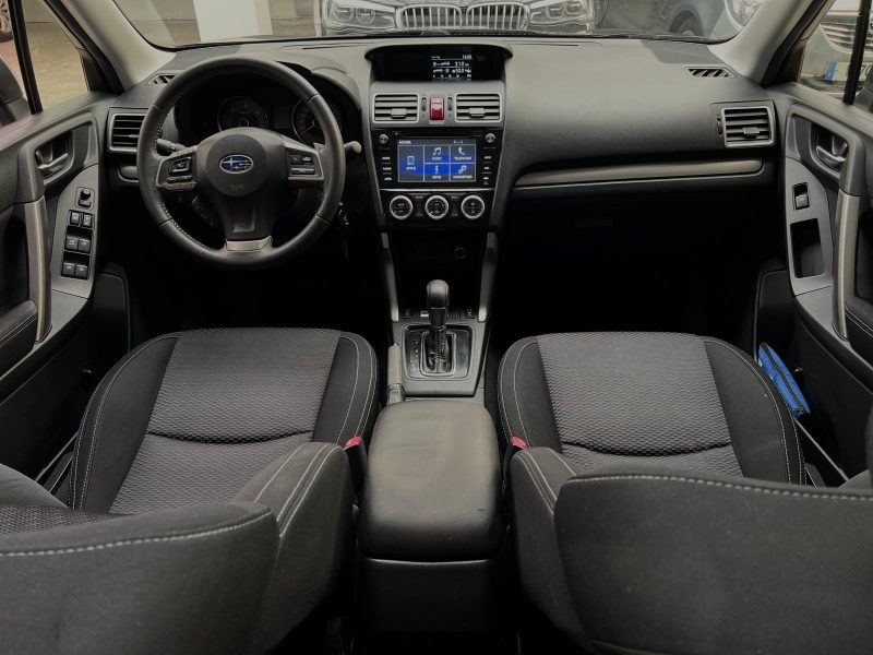 SUBARU FORESTER 2.0 AWD Lineartronic CVT