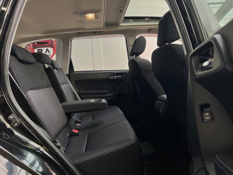 SUBARU FORESTER 2.0 AWD Lineartronic CVT