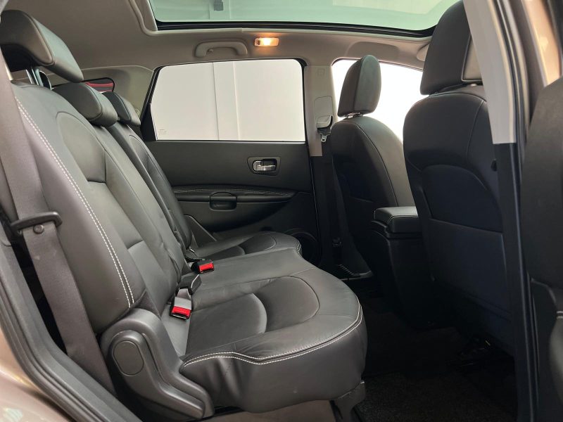 NISSAN QASHQAI +2 Tekna 2,0 4x4