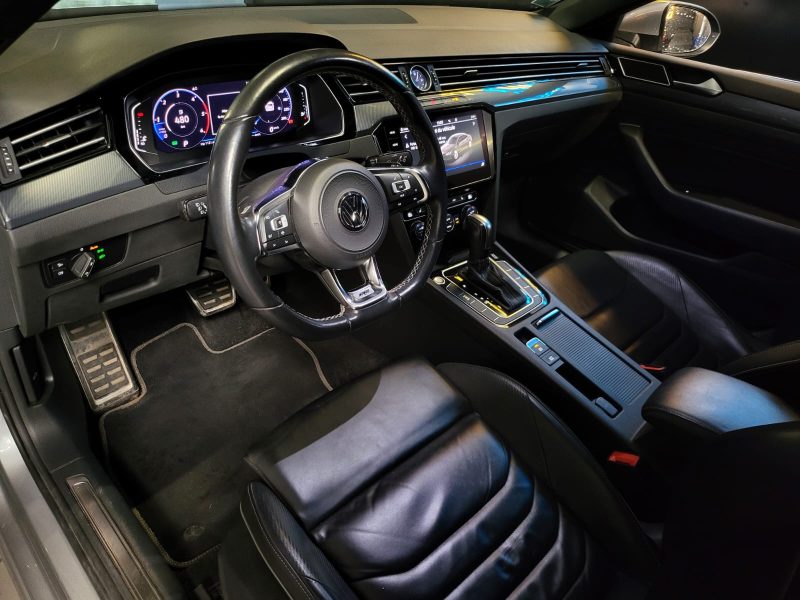 VOLKSWAGEN ARTEON 2.0 TDI 150CV / RLINE / SIEGES CHAUFFANTS / CAMERA / CARPLAY / KEYLESS / COFFRE EL
