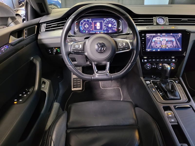 VOLKSWAGEN ARTEON 2.0 TDI 150CV / RLINE / SIEGES CHAUFFANTS / CAMERA / CARPLAY / KEYLESS / COFFRE EL