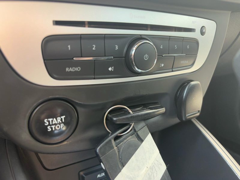 RENAULT MEGANE 3 1.5 DCI  Automatique - Garantie 6 mois