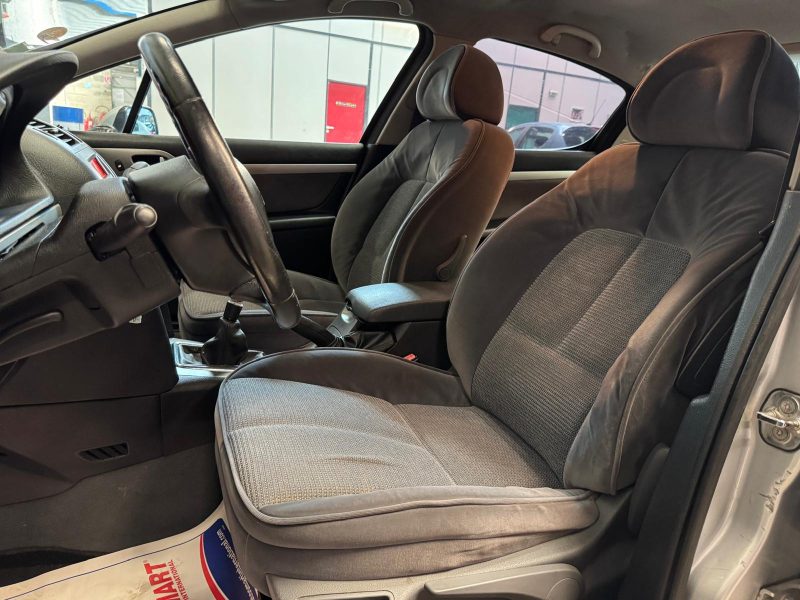 PEUGEOT 407 1.6 HDI 110 Confort 