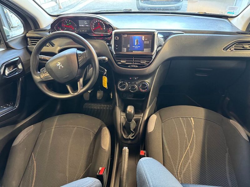 PEUGEOT 208 HDI 70 4990 €