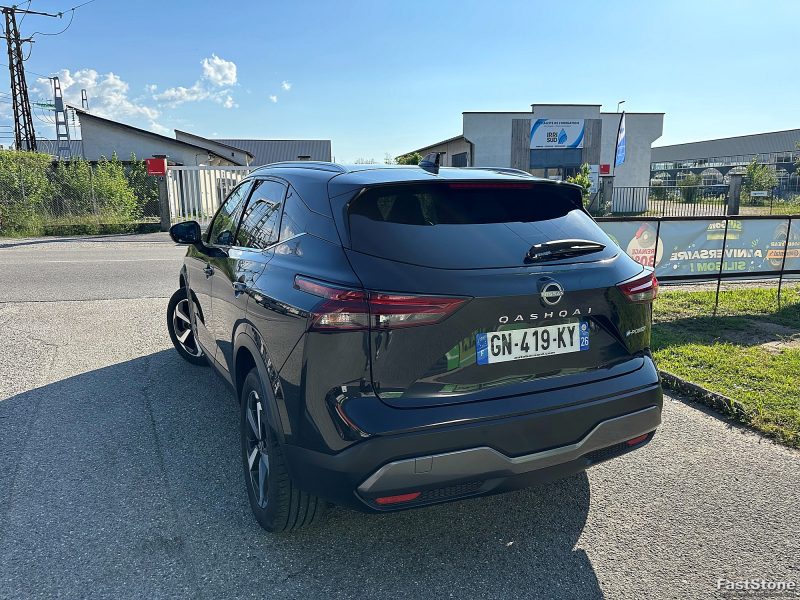 NISSAN QASHQAI 2023