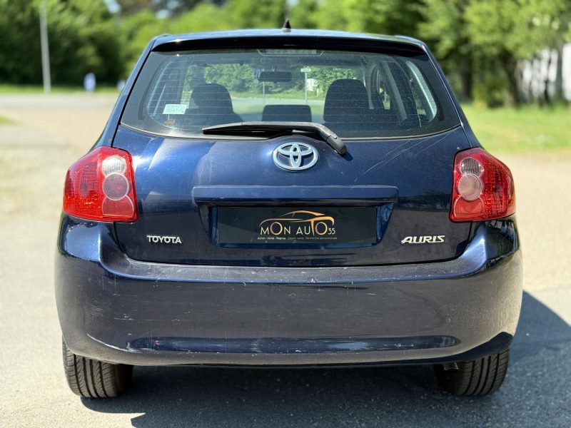 TOYOTA AURIS 2008