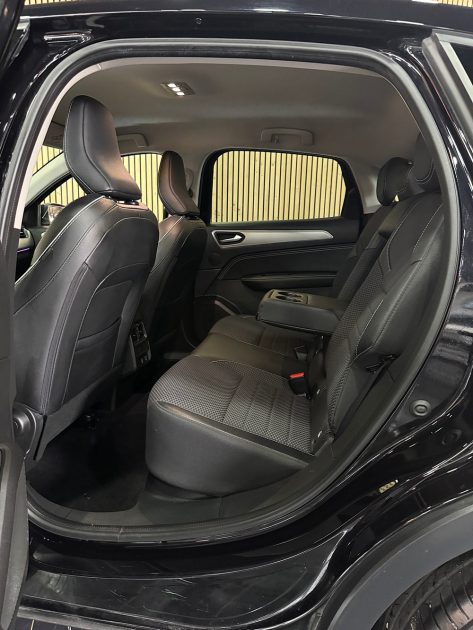 RENAULT ARKANA E-TECH 2023