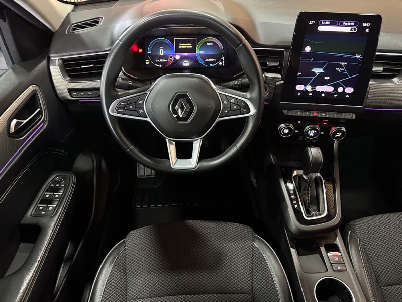 RENAULT ARKANA E-TECH 2023