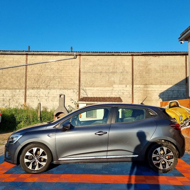 RENAULT CLIO 2020