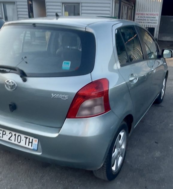 TOYOTA YARIS 2007