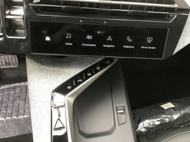 Peugeot 3008 Hybrid 136 e-DCS6 Allure