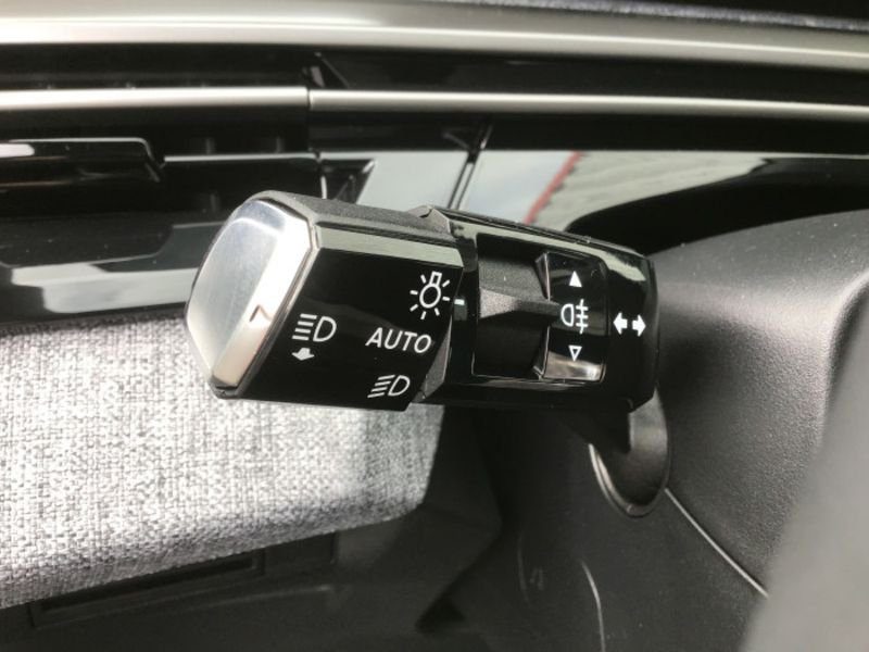 Peugeot 3008 Hybrid 136 e-DCS6 Allure