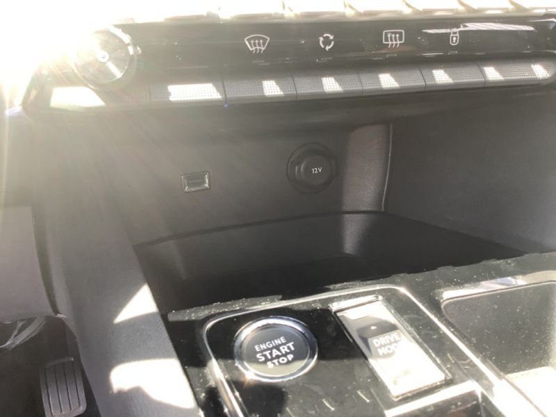 Peugeot 3008 BlueHDi 130ch S&S EAT8 Allure Pack