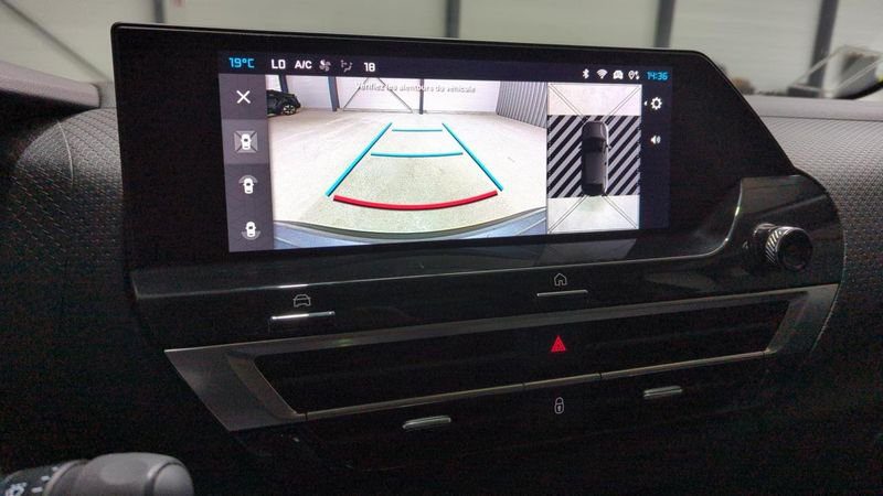 Citroën C4 Puretech 130 eat8 max + camera 360 + toit pano