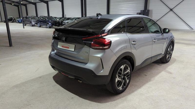 Citroën C4 Puretech 130 eat8 max + camera 360 + toit pano