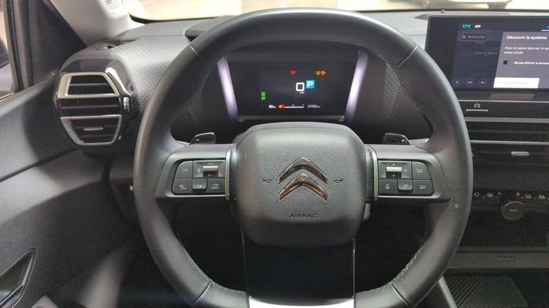 Citroën C4 Puretech 130 eat8 max + camera 360 + toit pano