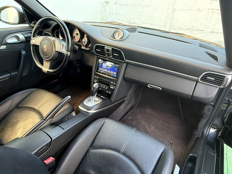 porsche 911 carrera 4S cabriolet 3.8i PDK 385 CV type 997 / échappement SCART / SUIVIE PORSCHE