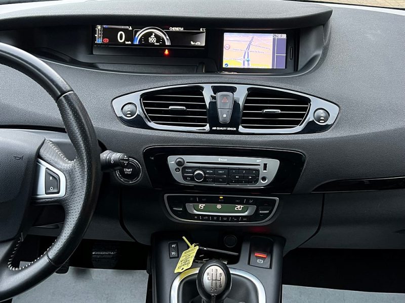 RENAULT SCENIC III BOSE 1.5 DCI 110 Cv PREMIERE MAIN / GPS BLUETOOTH REGULATEUR - GARANTIE 1 AN