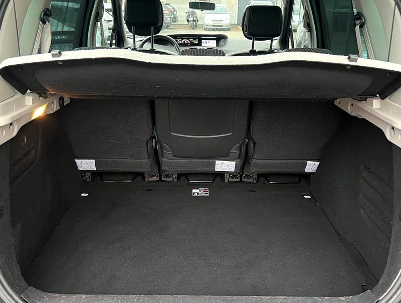 RENAULT SCENIC III BOSE 1.5 DCI 110 Cv PREMIERE MAIN / GPS BLUETOOTH REGULATEUR - GARANTIE 1 AN