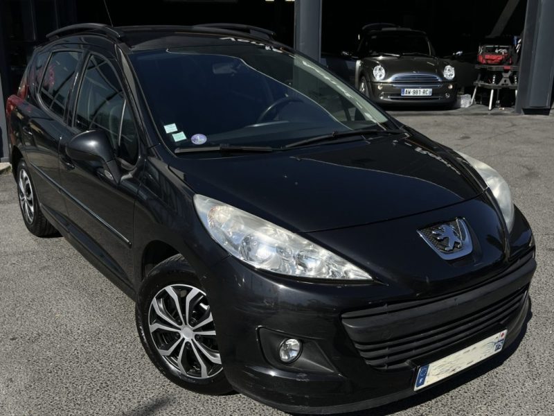 PEUGEOT 207 SW / BREAK 1.4 i 75 Cv CRIT AIR 1 - GARANTIE 1 AN