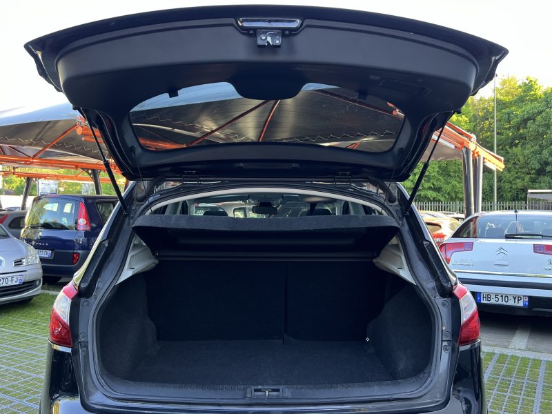 NISSAN QASHQAI PHASE 2 1.5 DCI 110  APPLE CARPLAY & ANDROID CAMERA TOIT PANO 35 000 Km Garantie 1 an