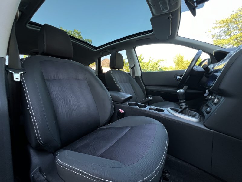 NISSAN QASHQAI PHASE 2 1.5 DCI 110  APPLE CARPLAY & ANDROID CAMERA TOIT PANO 35 000 Km Garantie 1 an
