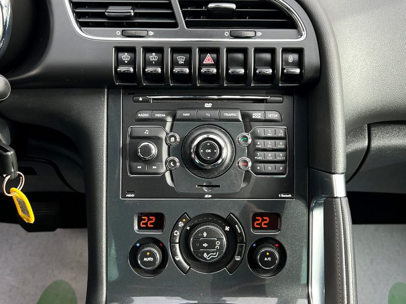 PEUGEOT 3008 HYBRID 2.0 HDI 163 Cv (+ 37 Cv ELECTRIQUE) 1ERE MAIN 39 800 Kms BOITE AUTO Garantie 1an