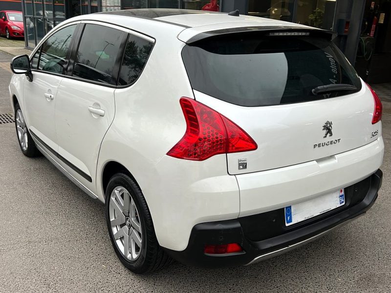 PEUGEOT 3008 HYBRID 2.0 HDI 163 Cv (+ 37 Cv ELECTRIQUE) 1ERE MAIN 39 800 Kms BOITE AUTO Garantie 1an