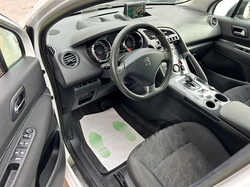 PEUGEOT 3008 HYBRID 2.0 HDI 163 Cv (+ 37 Cv ELECTRIQUE) 1ERE MAIN 39 800 Kms BOITE AUTO Garantie 1an