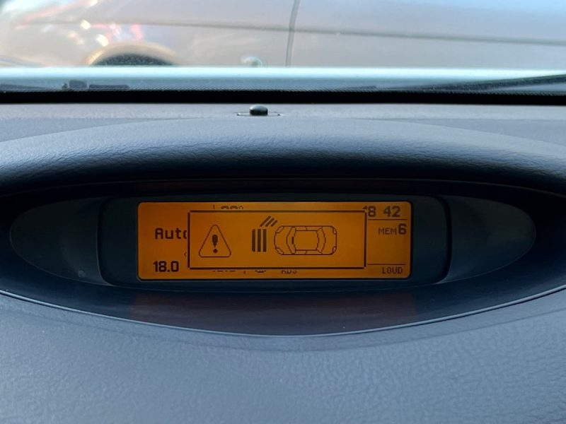 CITROEN C5 PHASE 2 EXCLUSIVE 2.0 i 140 Cv SUSPENSION HYDRACTIVE / EXCELLENT ETAT - GARANTIE 1 AN