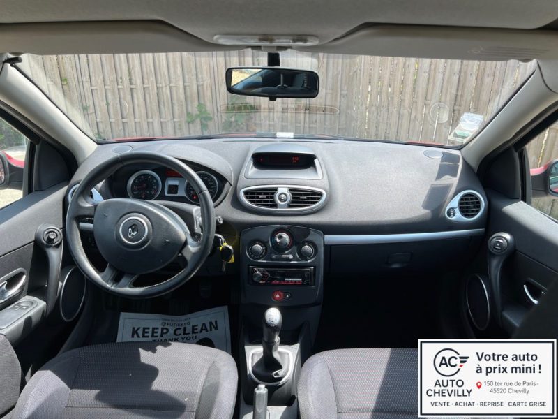 RENAULT CLIO 3 1.4i - 16V Confort Pack Clim Dynamique