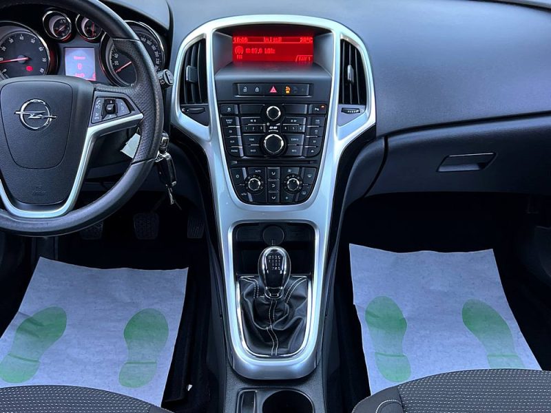 OPEL ASTRA 4 IV 1.4 TURBO 140 Cv BLUETOOTH REGULATEUR CRIT AIR 1 - GARANTIE 1 AN