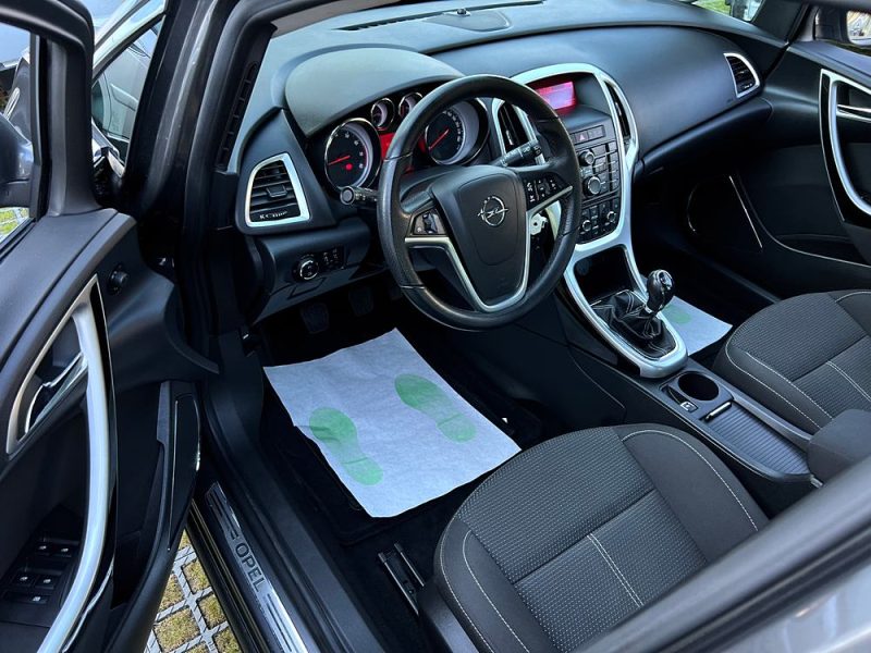 OPEL ASTRA 4 IV 1.4 TURBO 140 Cv BLUETOOTH REGULATEUR CRIT AIR 1 - GARANTIE 1 AN