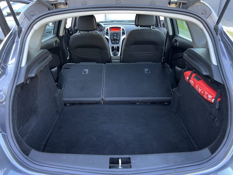 OPEL ASTRA 4 IV 1.4 TURBO 140 Cv BLUETOOTH REGULATEUR CRIT AIR 1 - GARANTIE 1 AN