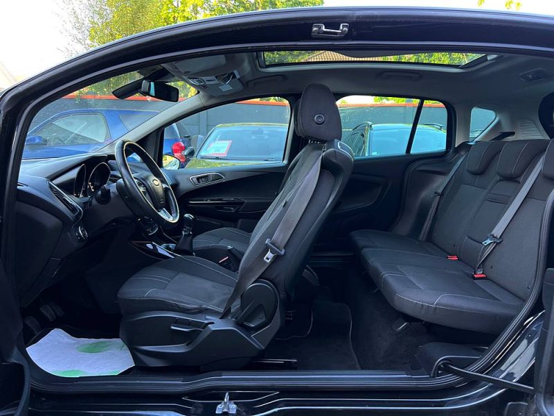 FORD B-MAX TITANIUM 1.0 ECOBOOST 125 Cv TOIT PANO PORTES COULISSANTES CRIT AIR 1 - GARANTIE 1 AN