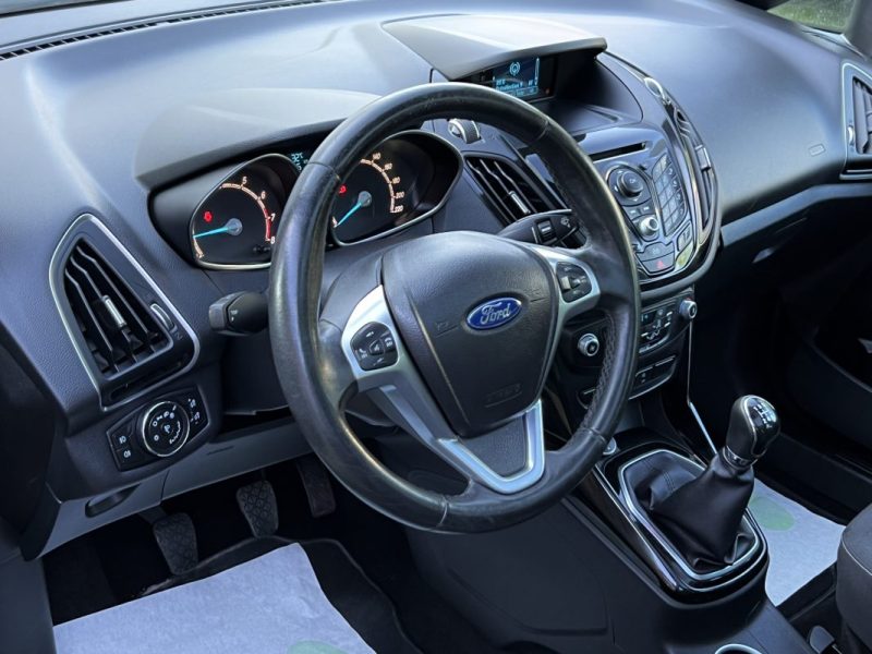 FORD B-MAX TITANIUM 1.0 ECOBOOST 125 Cv TOIT PANO PORTES COULISSANTES CRIT AIR 1 - GARANTIE 1 AN