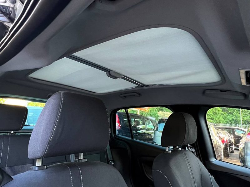 FORD B-MAX TITANIUM 1.0 ECOBOOST 125 Cv TOIT PANO PORTES COULISSANTES CRIT AIR 1 - GARANTIE 1 AN