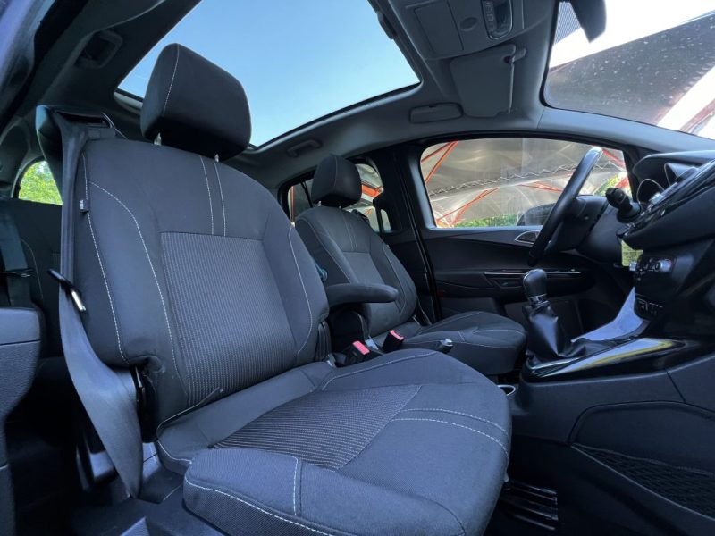 FORD B-MAX TITANIUM 1.0 ECOBOOST 125 Cv TOIT PANO PORTES COULISSANTES CRIT AIR 1 - GARANTIE 1 AN